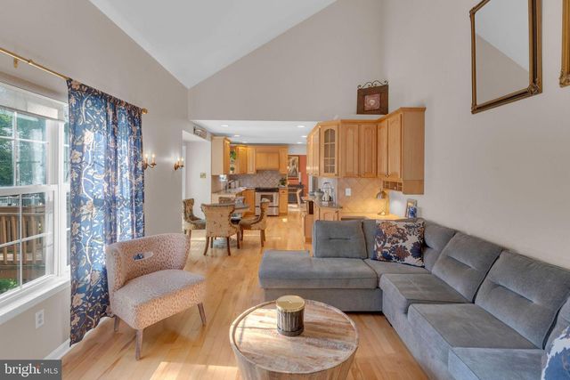 202 WOODSPRING CIRCLE, Doylestown, PA 18901