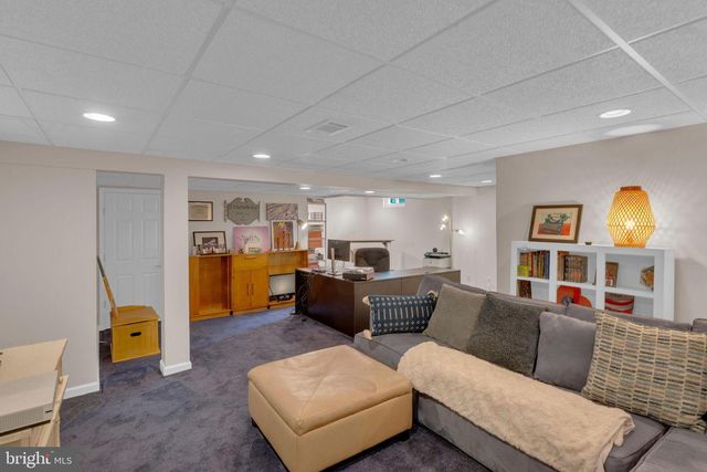 202 WOODSPRING CIRCLE, Doylestown, PA 18901