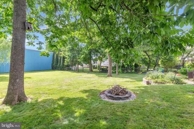 202 WOODSPRING CIRCLE, Doylestown, PA 18901