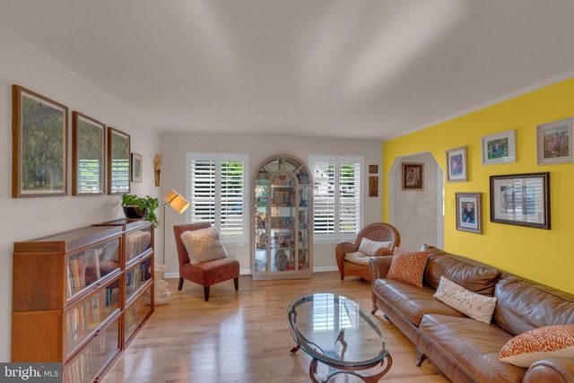 202 WOODSPRING CIRCLE, Doylestown, PA 18901