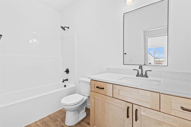 1240 Priscilla Court, North Liberty, IA 52317