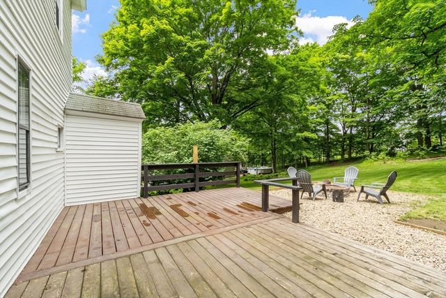 13 Windmill Hill Rd, Groton, MA 01450