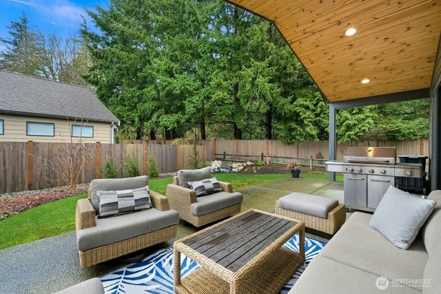 1384 Fernwood Lane, Ferndale, WA 98248