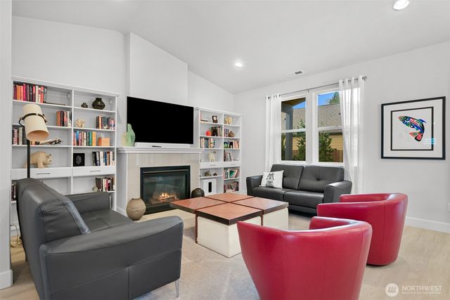 1384 Fernwood Lane, Ferndale, WA 98248