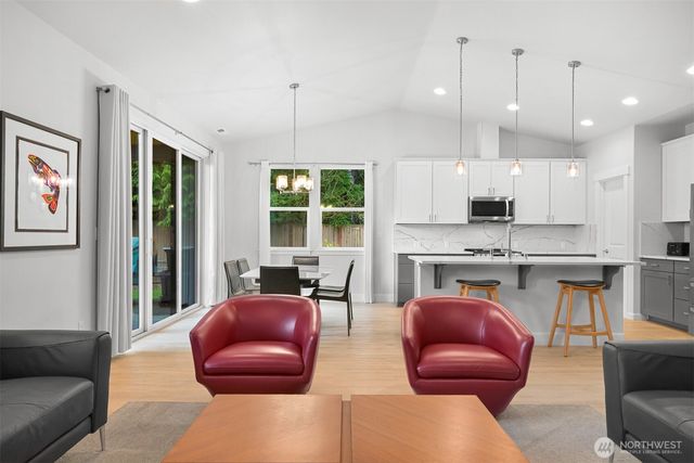 1384 Fernwood Lane, Ferndale, WA 98248