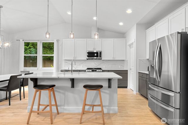 1384 Fernwood Lane, Ferndale, WA 98248