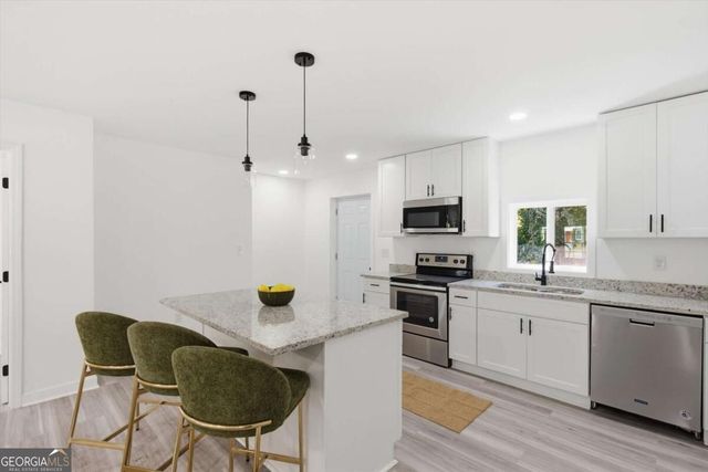 2104 Cascade Road SW, Atlanta, GA 30311