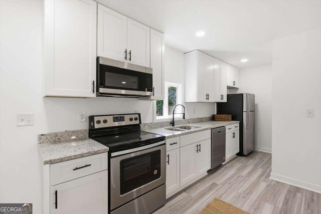 2104 Cascade Road SW, Atlanta, GA 30311