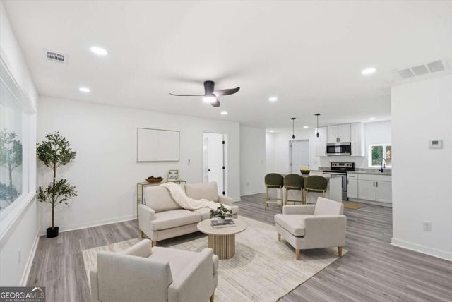 2104 Cascade Road SW, Atlanta, GA 30311