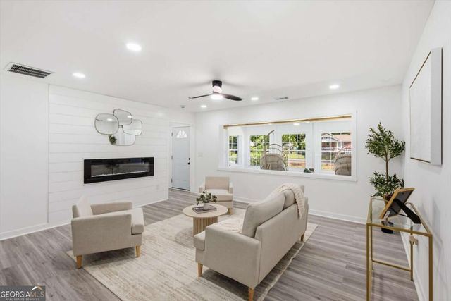 2104 Cascade Road SW, Atlanta, GA 30311