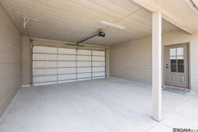 16995 Bentons Ferry Ave, Greenwell Springs, LA 70739