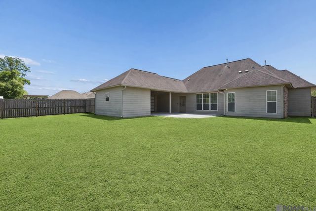 16995 Bentons Ferry Ave, Greenwell Springs, LA 70739