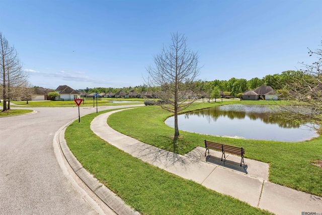 16995 Bentons Ferry Ave, Greenwell Springs, LA 70739