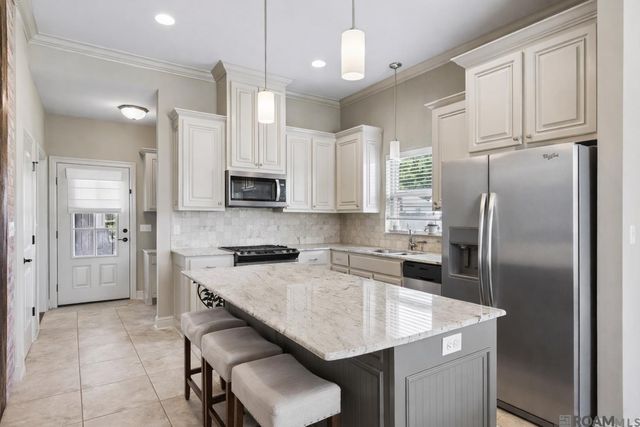 16995 Bentons Ferry Ave, Greenwell Springs, LA 70739