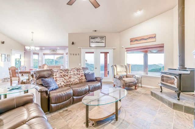 50806 Bramble Lane, Yokuts Valley, CA 93675