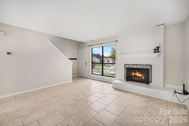 11009 Carmel Crossing Road, Charlotte, NC 28226