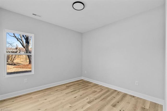 5089 Leeshire Way, Winston-salem, NC 27106