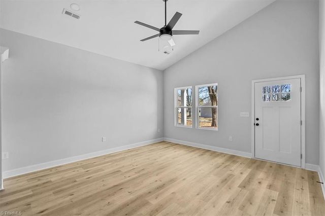 5089 Leeshire Way, Winston-salem, NC 27106