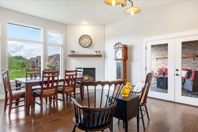 1283 South Waterstone Bend, Nixa, MO 65714