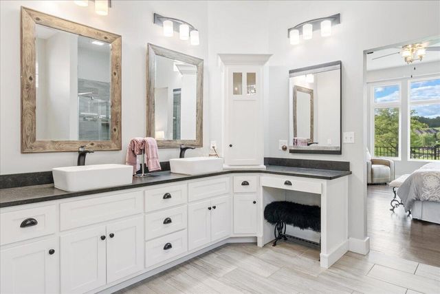 1283 South Waterstone Bend, Nixa, MO 65714