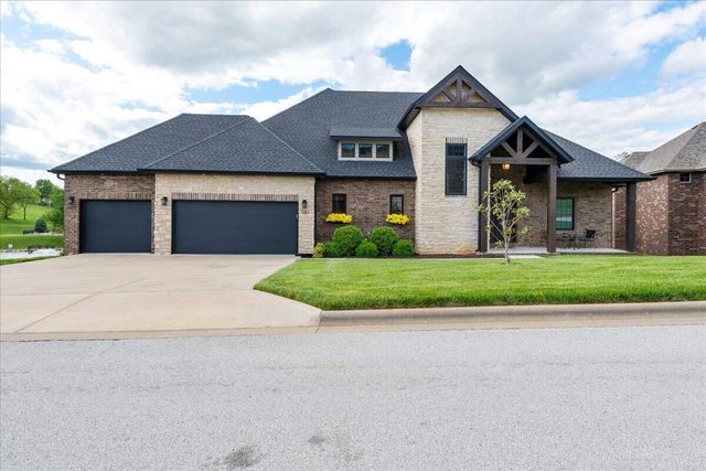 1283 South Waterstone Bend, Nixa, MO 65714