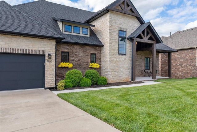 1283 South Waterstone Bend, Nixa, MO 65714