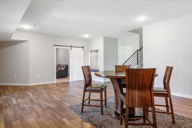 1283 South Waterstone Bend, Nixa, MO 65714