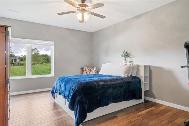 1283 South Waterstone Bend, Nixa, MO 65714
