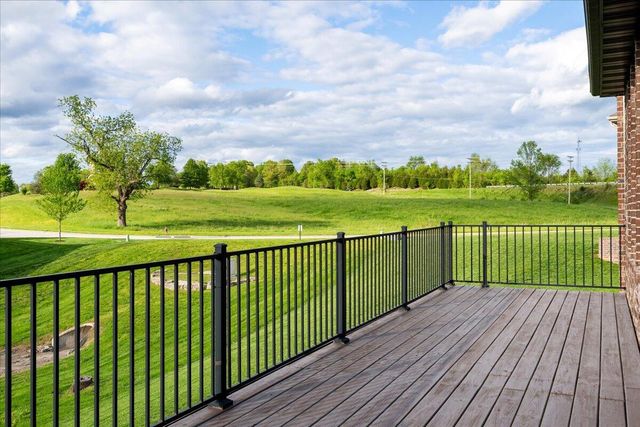 1283 South Waterstone Bend, Nixa, MO 65714