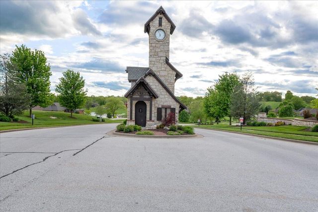1283 South Waterstone Bend, Nixa, MO 65714