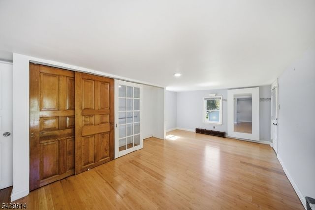 251 Russia Rd, Jefferson Twp., NJ 07438