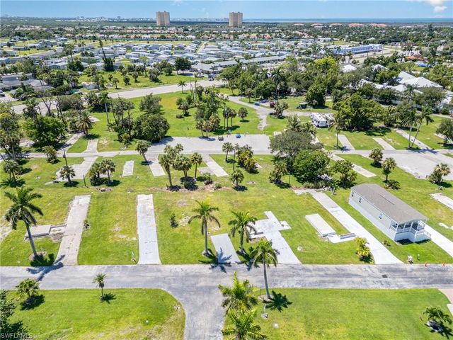 76 Birch BLVD, Fort Myers, FL 33908