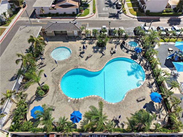 9741 Cornwall Drive, Huntington Beach, CA 92646