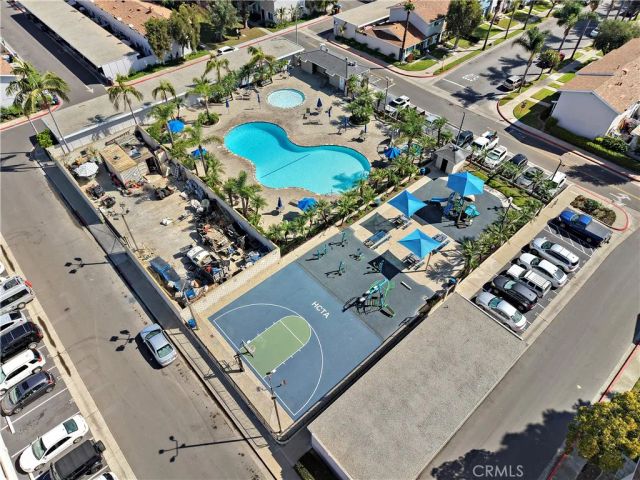 9741 Cornwall Drive, Huntington Beach, CA 92646