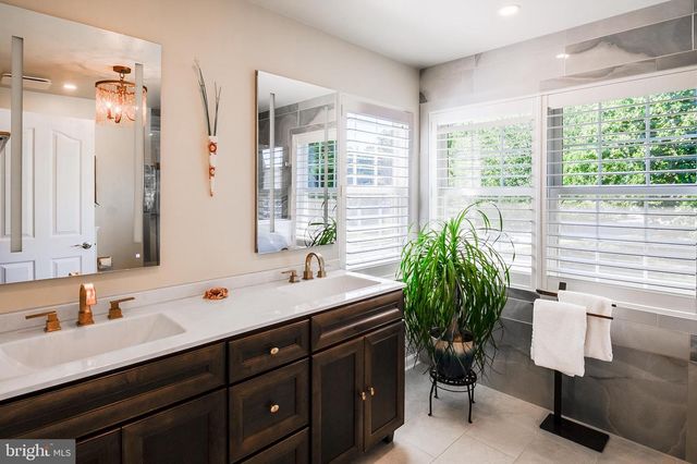 4833 ELLICOTT WOODS LN, Ellicott City, MD 21043