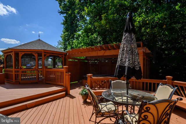 4833 ELLICOTT WOODS LN, Ellicott City, MD 21043