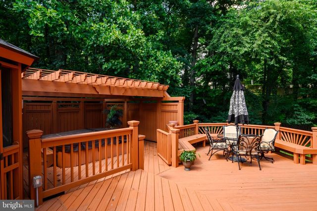 4833 ELLICOTT WOODS LN, Ellicott City, MD 21043