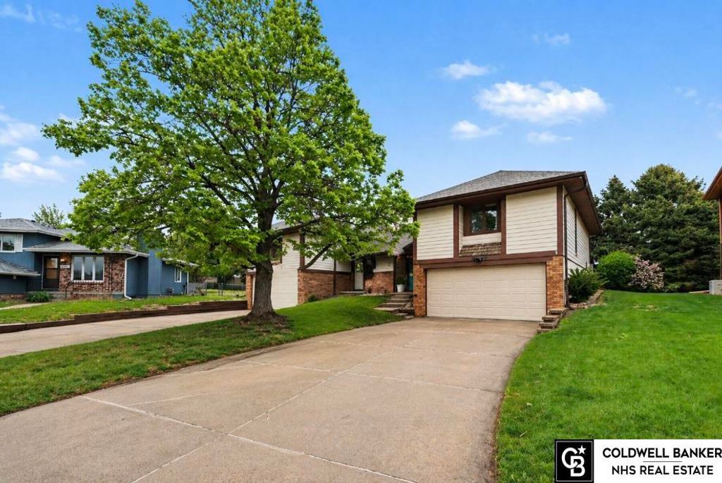 3311 S 133 Street, Omaha, NE 68144