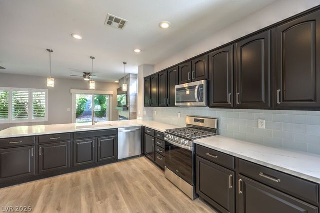 2138 Oliver Springs Street, Henderson, NV 89052