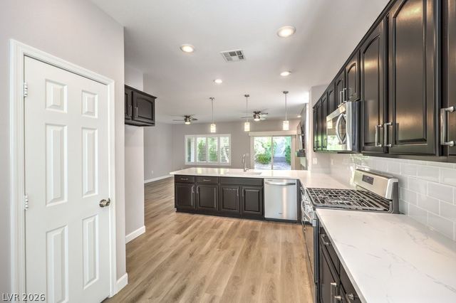 2138 Oliver Springs Street, Henderson, NV 89052