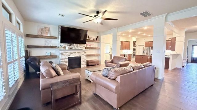 2504 Rosa Rita, League City, TX 77573