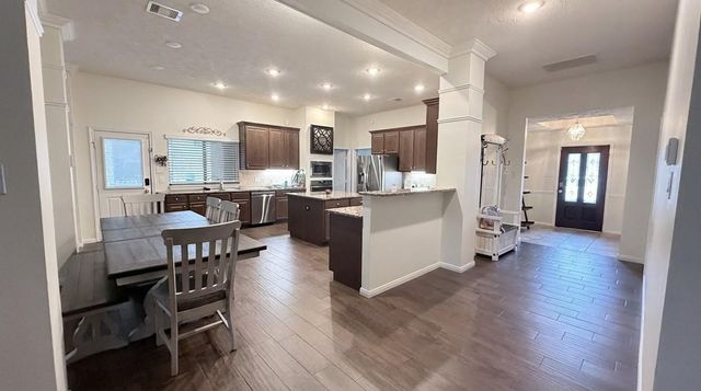 2504 Rosa Rita, League City, TX 77573