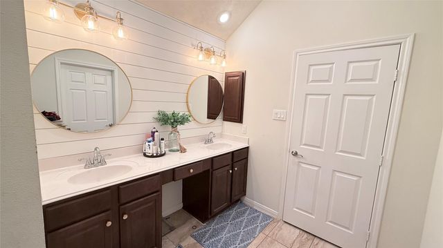 2504 Rosa Rita, League City, TX 77573