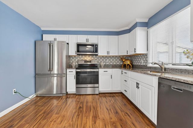 126 Cohas Avenue, Manchester, NH 03109