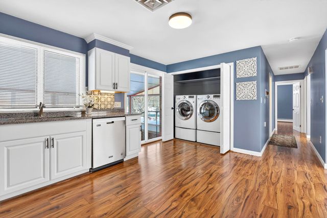 126 Cohas Avenue, Manchester, NH 03109