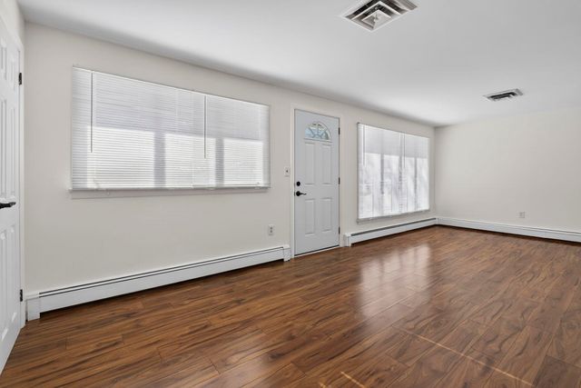 126 Cohas Avenue, Manchester, NH 03109