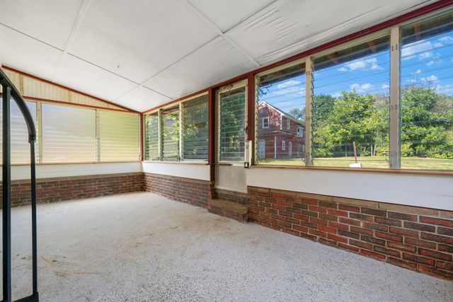 126 Cohas Avenue, Manchester, NH 03109