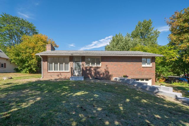 126 Cohas Avenue, Manchester, NH 03109