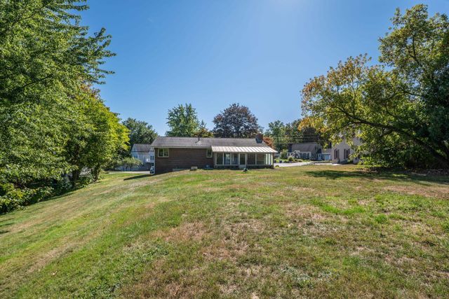 126 Cohas Avenue, Manchester, NH 03109