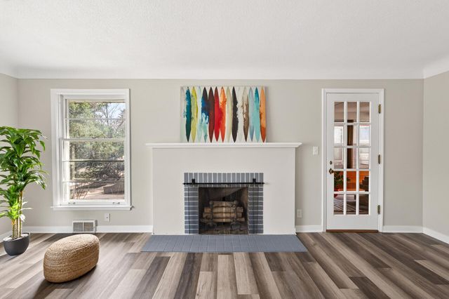 2842 Irving Avenue S, Minneapolis, MN 55408